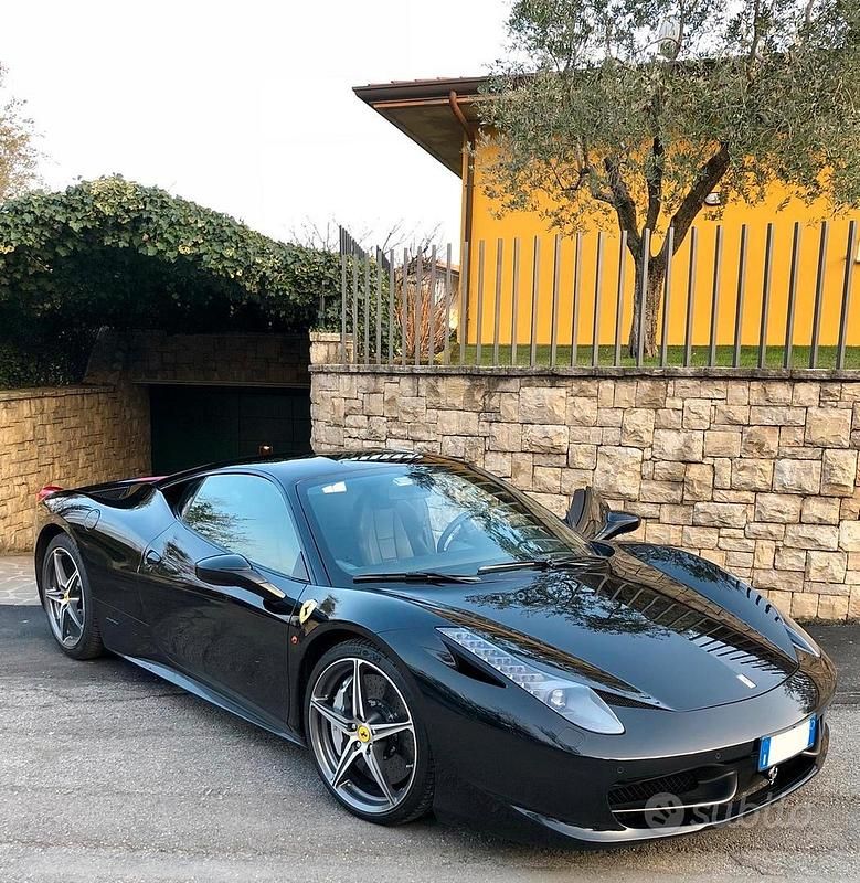 Usata Ferrari 458 570 CV (419 kW) 2011 Nero Coupé