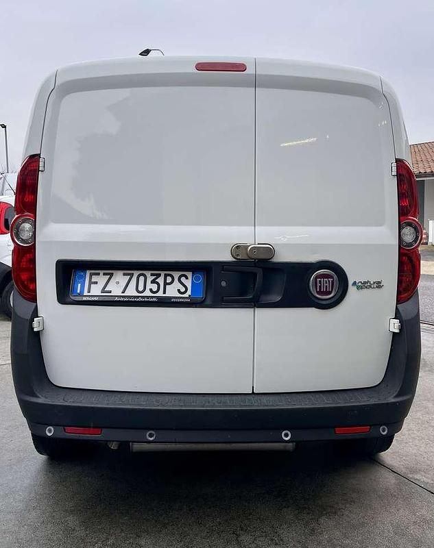Usata Fiat Doblò Lounge 103 CV (75 kW) 2019 Bianco Monovolume