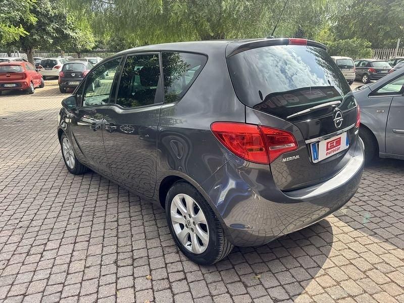Usata Opel Meriva 95 CV (69 kW) 2012 Grigio Monovolume