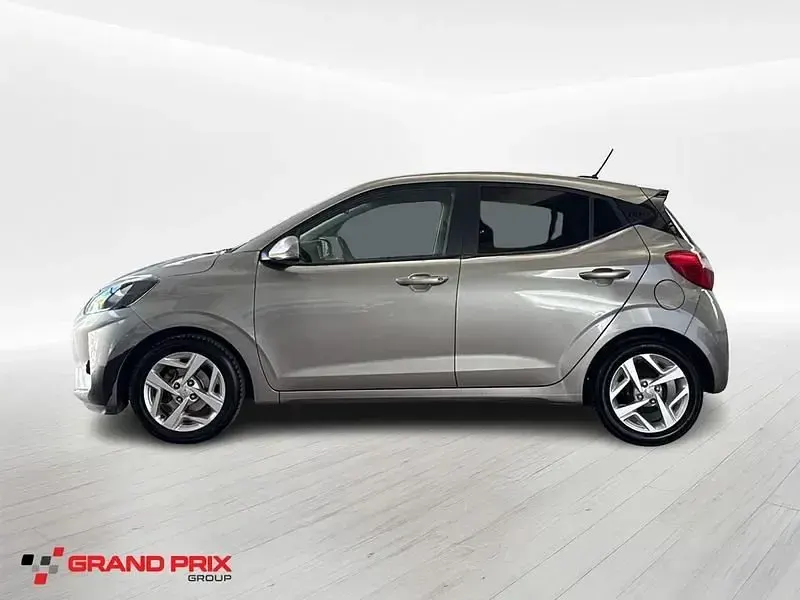 Usata Hyundai i10 67 CV (49 kW) 2022 Grigio Utilitaria