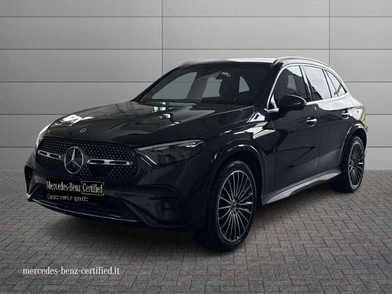Grigio grafite Usata 2023 Mercedes GLC220 AMG Line Premium Plus SUV | 49.250 € (Buon prezzo) - Immagine 1/4