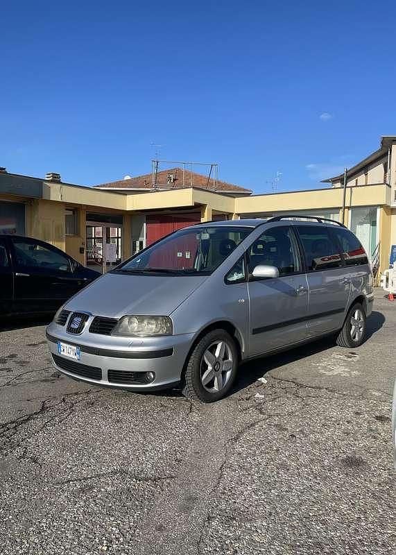 Usata Seat Alhambra Stylance 131 CV (96 kW) 2005 Argento Monovolume