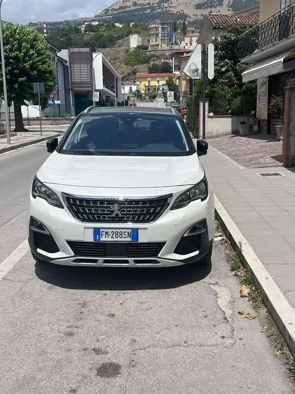 Usata Peugeot 3008 Allure 131 CV (96 kW) 2018 SUV