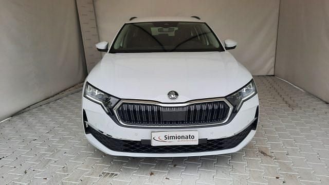 Usata Skoda Octavia Selection 150 CV (110 kW) 2024 Bianco Station wagon