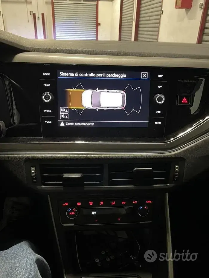 Usata VW Polo Comfortline 90 CV (66 kW) 2021 Grigio Utilitaria