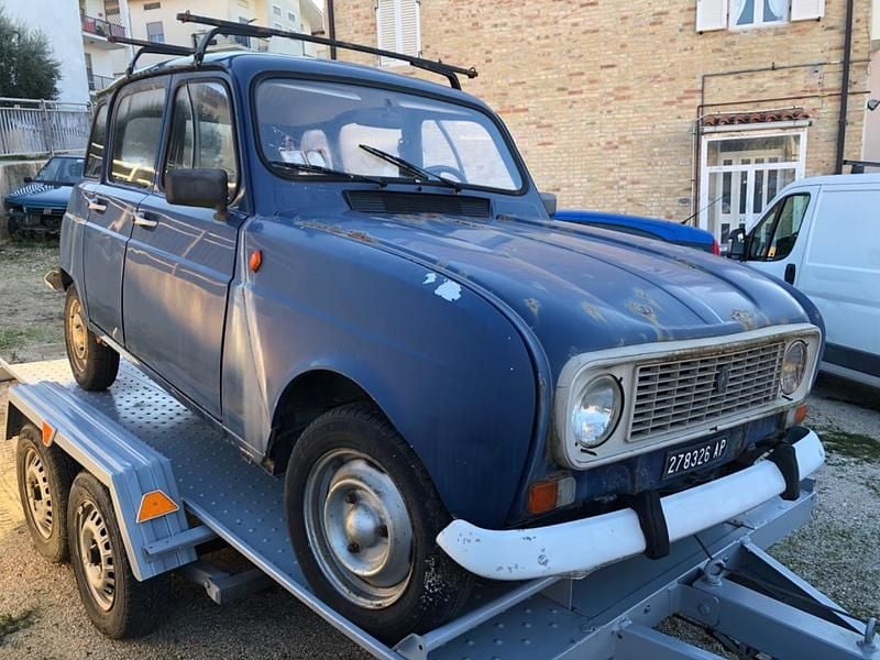 Usata Renault R4 52 CV (38 kW) 1983 Blu Utilitaria