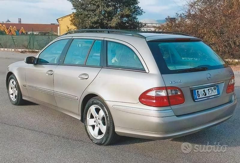 Usata Mercedes E280 2004 Grigio Station wagon