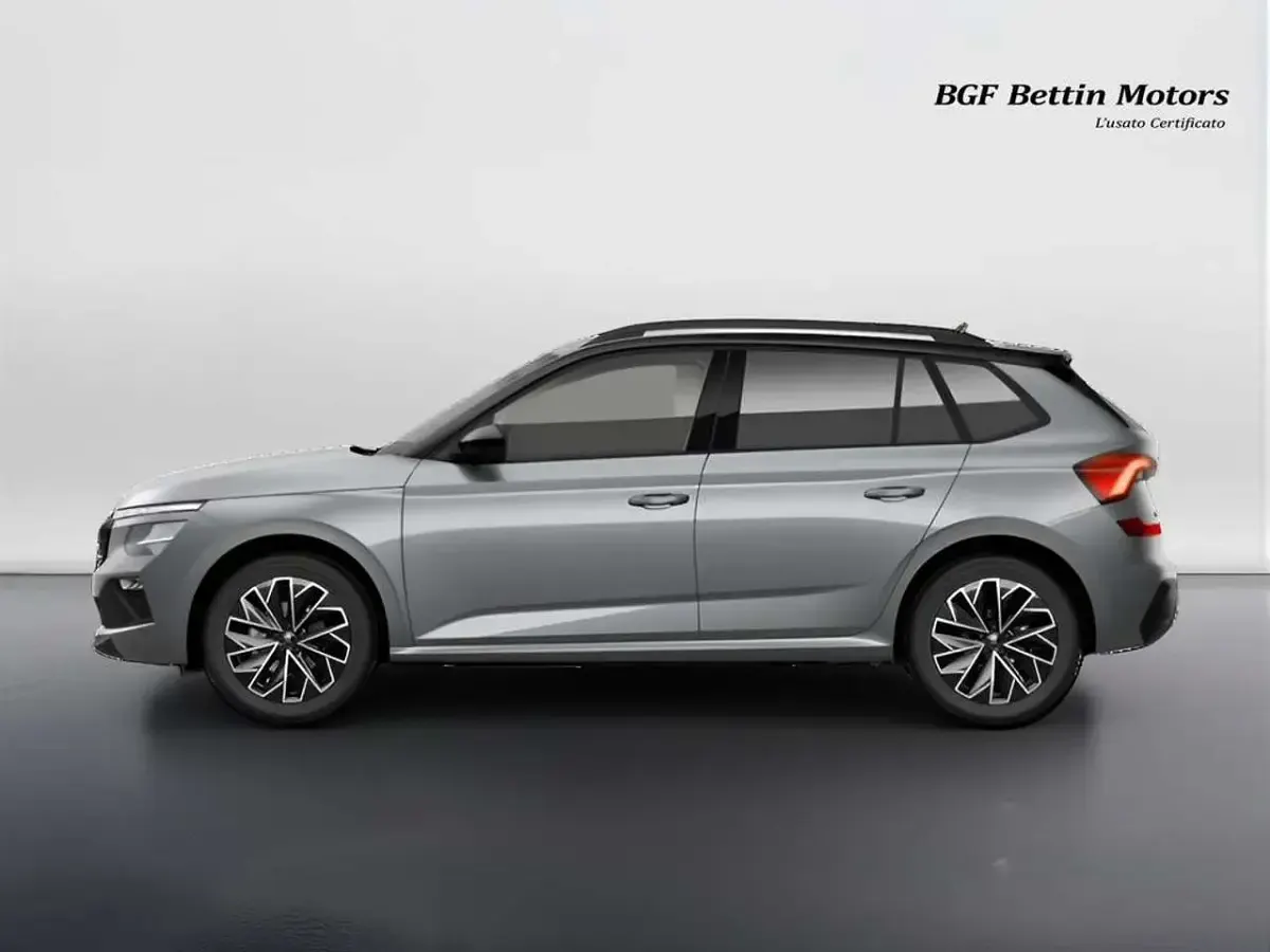 Nuova Skoda Kamiq 116 CV (85 kW) 2026 Smokey diamondargento metalli SUV