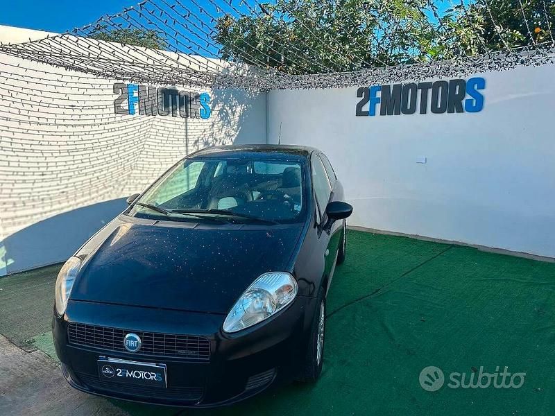 Usata Fiat Grande Punto Dynamic 90 CV (66 kW) 2006 Other Utilitaria