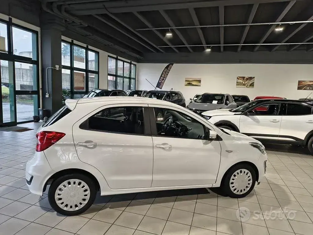Begagnad Ford Ka Plus Ultimate 86 HK (63 kW) 2019 Vit Halvkombi