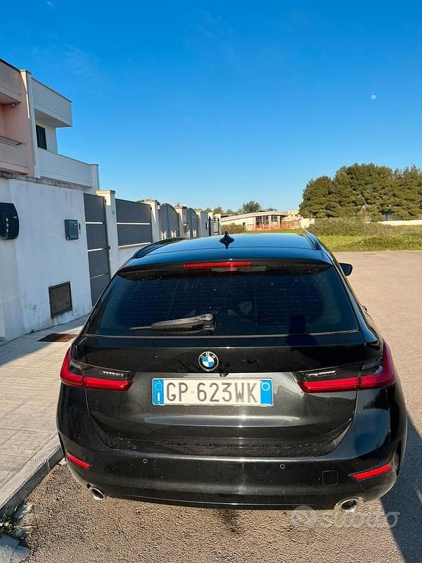 Usata BMW 320 Sport Line 190 CV (139 kW) 2020 Nero Station wagon