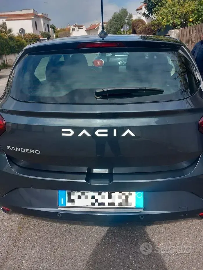Usata Dacia Sandero 65 CV (47 kW) 2023 Grigio Berlina
