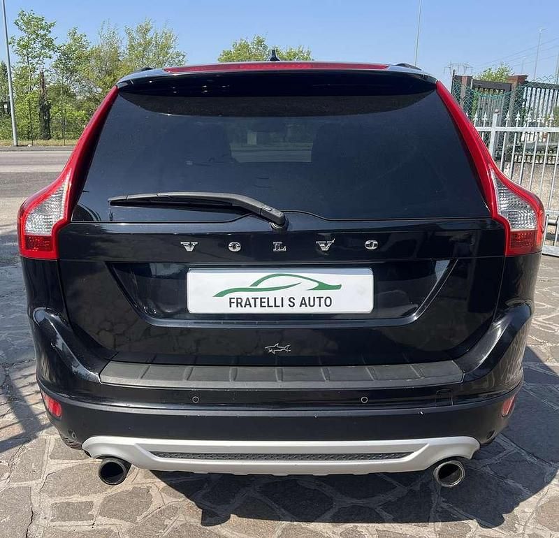 Usata Volvo XC60 R-Design 163 CV (119 kW) 2011 Nero SUV