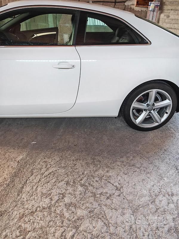 Usata Audi A5 S-Line 170 CV (125 kW) 2011 Bianco Coupé