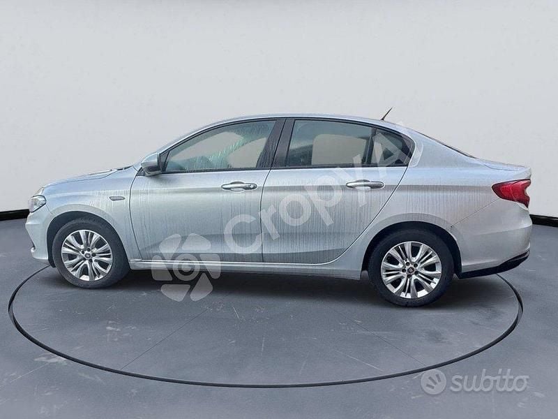 Usata Fiat Tipo Lounge 120 CV (88 kW) 2018 Grigio Berlina