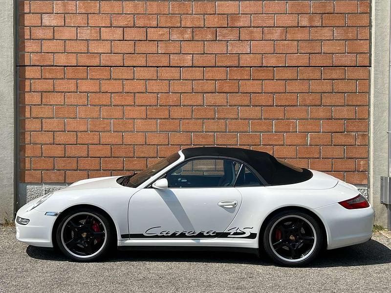 Usata Porsche 911 Carrera 4S Cabriolet 355 CV (261 kW) 2007 Bianco Cabrio
