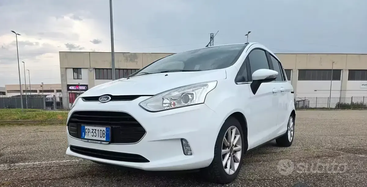 Usata Ford B-MAX Titanium 87 CV (63 kW) 2018 Monovolume