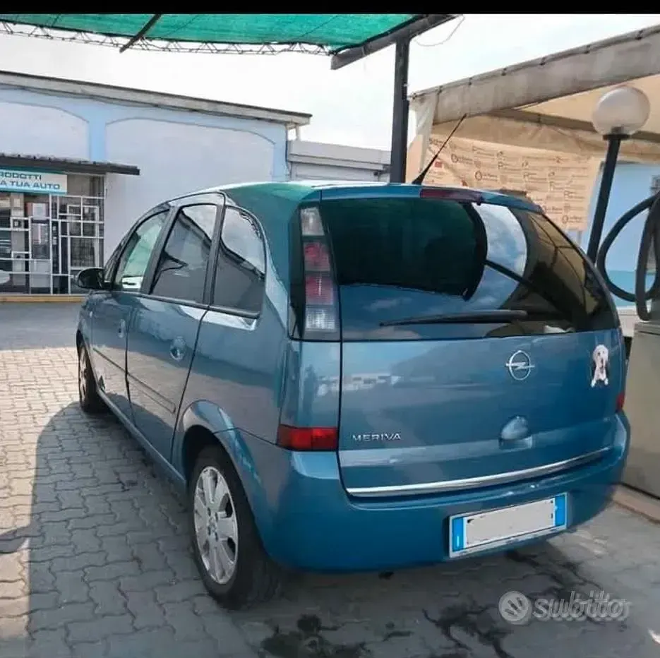 Usata Opel Meriva 75 CV (55 kW) 2007 Blu Monovolume