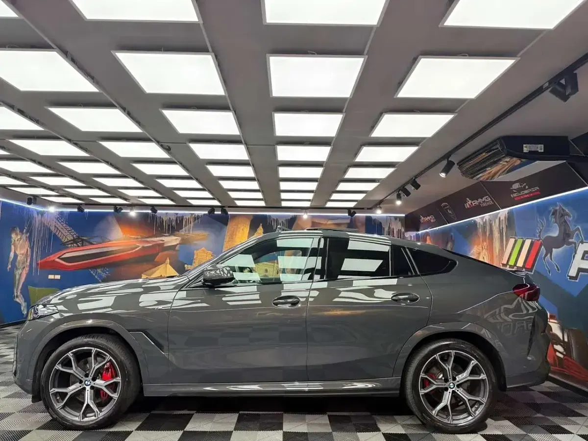 Usata BMW X6 M Sport 286 CV (210 kW) 2025 Grigio SUV