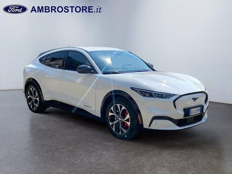 Usata Ford Mustang Mach-E 197 kW (269 CV) 2021 Star white SUV