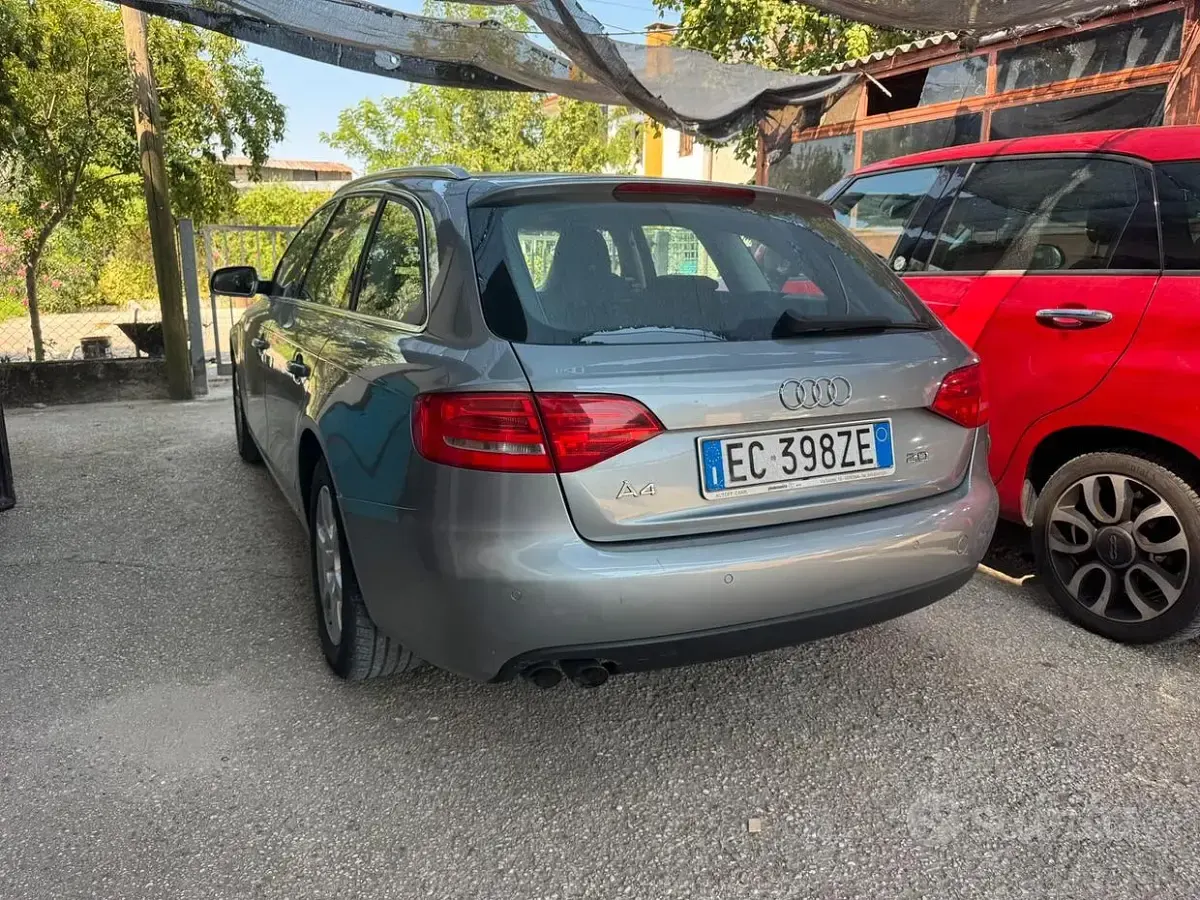 Usata Audi A4 143 CV (105 kW) 2010 Grigio Station wagon