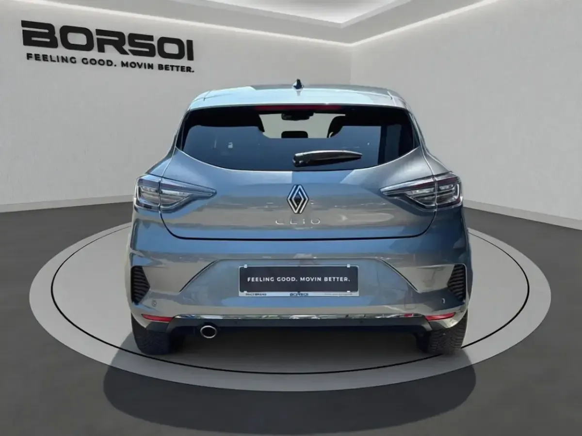 Usata Renault Clio V Techno 91 CV (66 kW) 2025 Grigio scisto Berlina