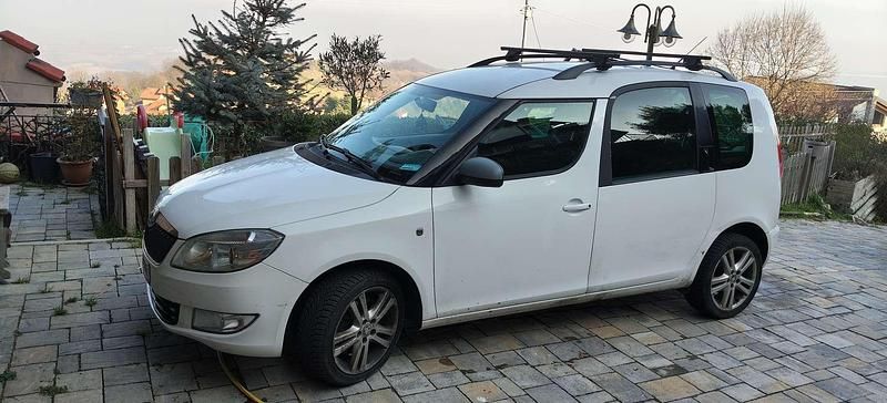 Usata Skoda Roomster Ambition 90 CV (66 kW) 2014 Bianco Monovolume