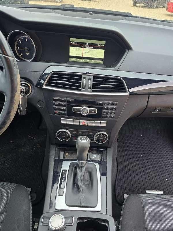 Usata Mercedes C180 120 CV (88 kW) 2013 Argento Station wagon