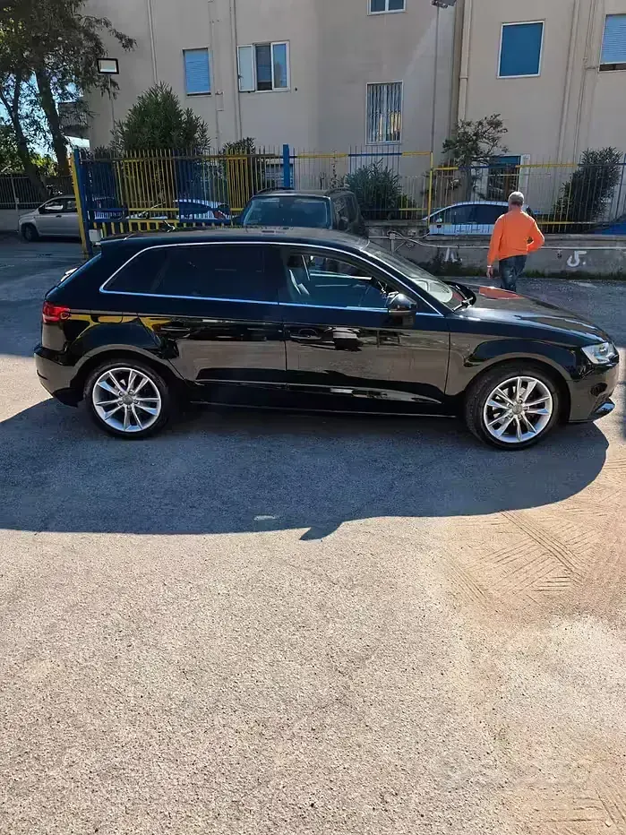 Usata Audi A3 Business 116 CV (85 kW) 2019 Nero Berlina