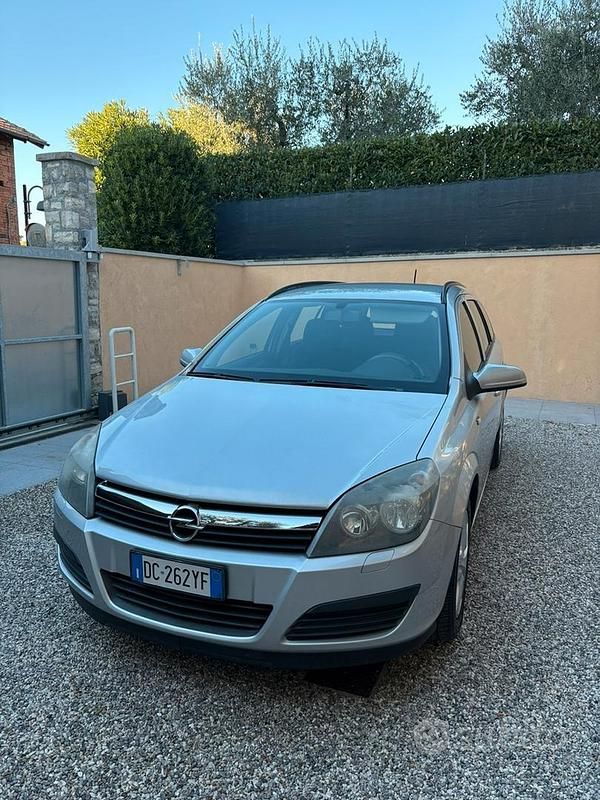 Usata Opel Astra 2006 Grigio Station wagon