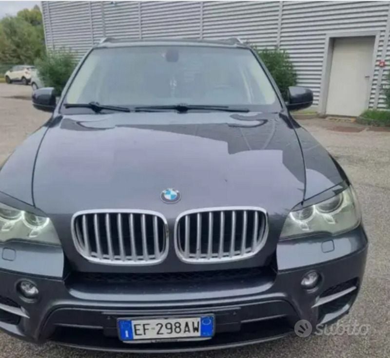 Usata BMW X5 245 CV (180 kW) 2011 Grigio SUV