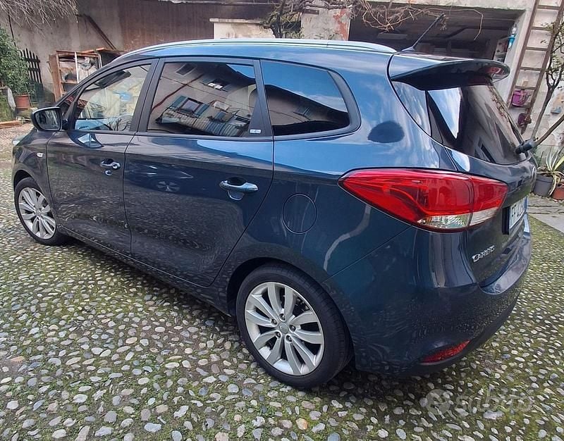 Usata Kia Carens 115 CV (84 kW) 2016 Blu Monovolume