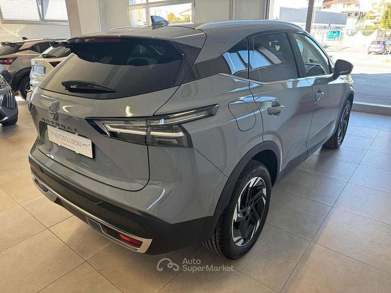 Usata Nissan Qashqai N-Connecta 158 CV (116 kW) 2025 Grigio SUV