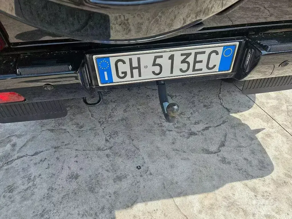 Usata Mercedes G350 245 CV (180 kW) 2016 Nero pastello SUV
