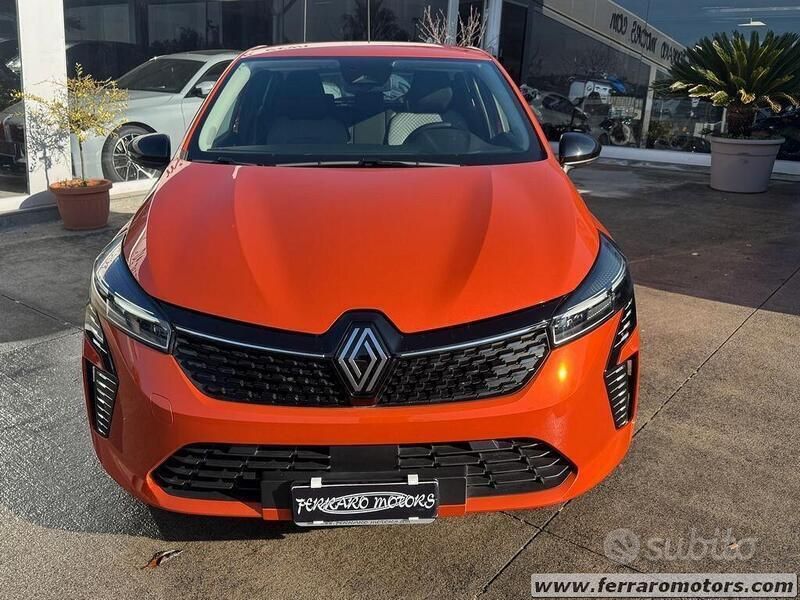 Usata Renault Clio V SE 67 CV (49 kW) 2024 Berlina