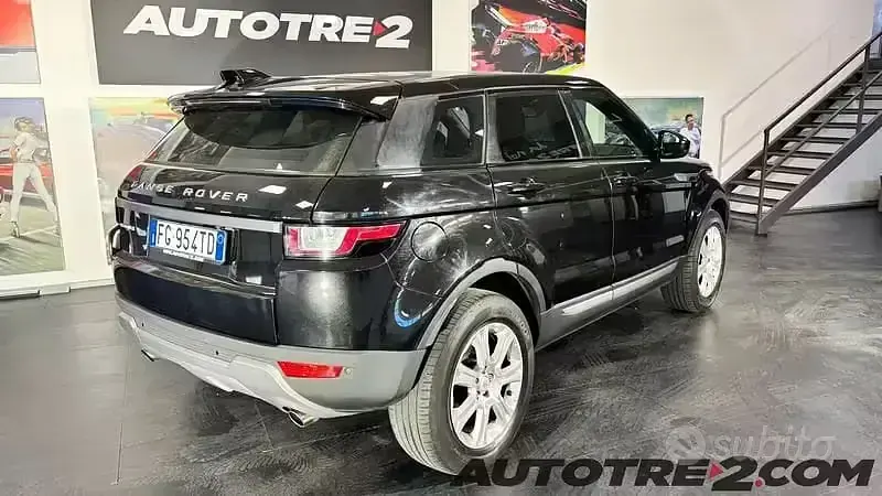 Usata Land Rover Range Rover evoque SE 150 CV (110 kW) 2016 Nero SUV
