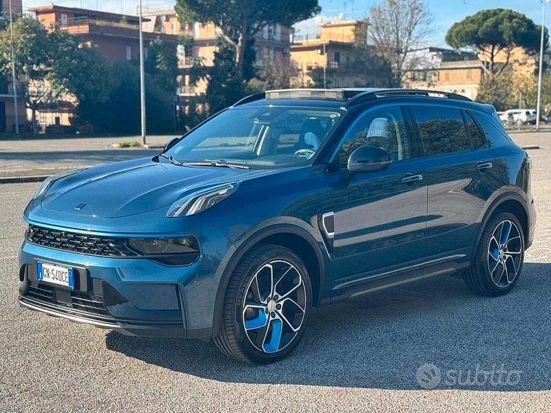 Usata Lynk & Co 01 179 CV (131 kW) 2023 Blu SUV