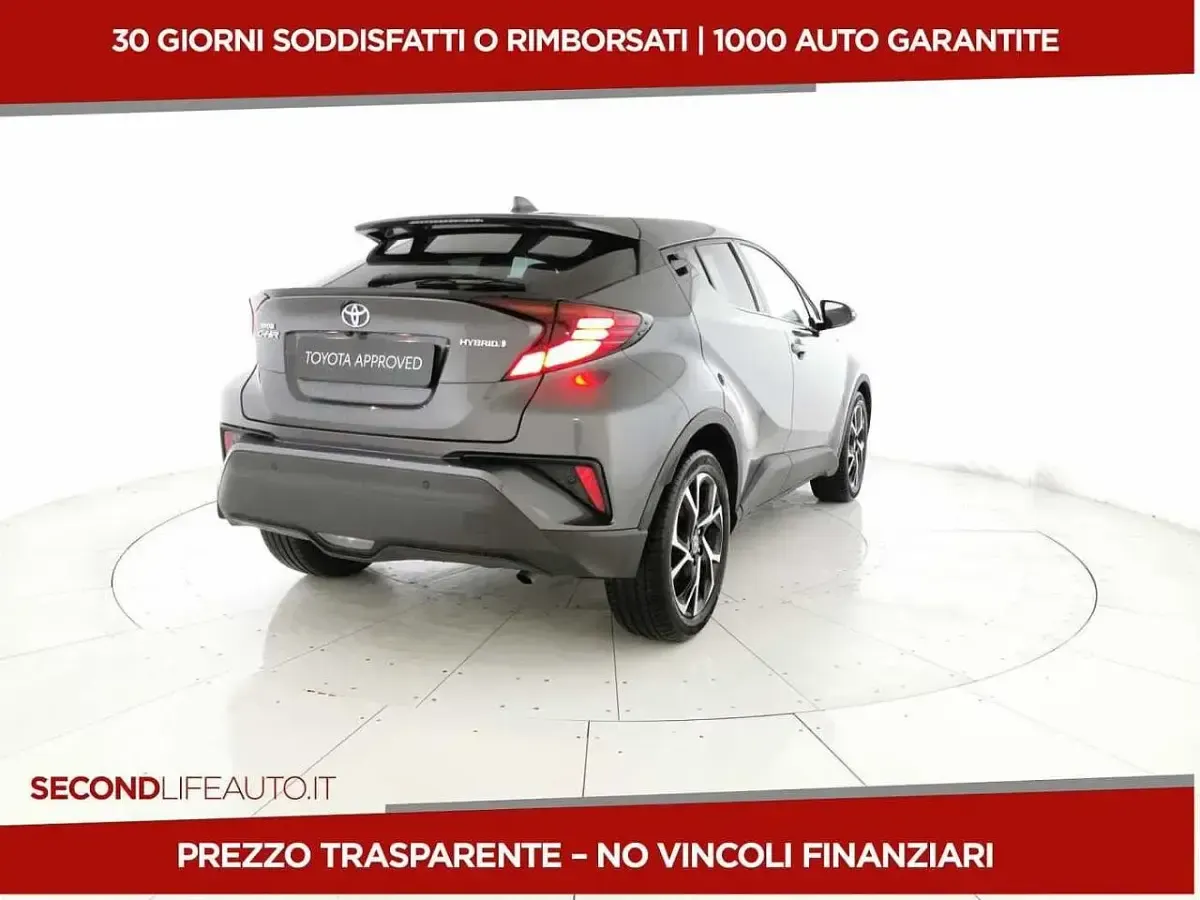 Usata Toyota C-HR Trend 122 CV (89 kW) 2022 Grigio SUV