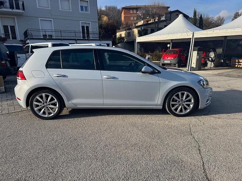 Usata VW Golf VII Highline 115 CV (84 kW) 2018 Bianco Berlina