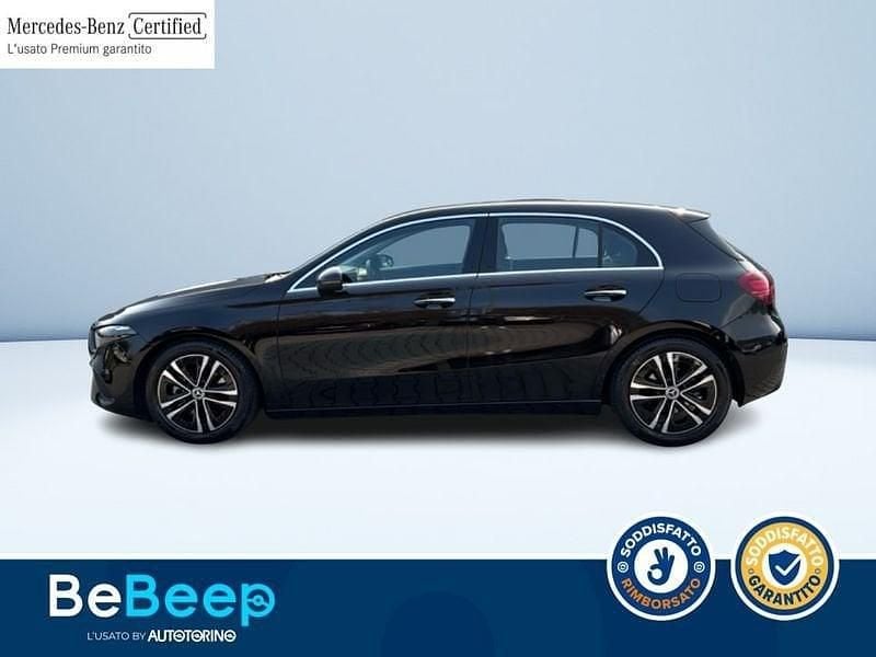 Käytetty Mercedes A200 Advanced Plus 150 HP (110 kW) 2023 Musta Sedan