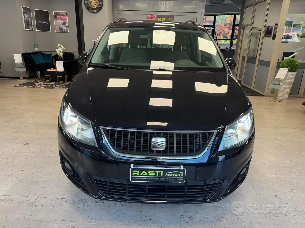 Usata Seat Alhambra Style 140 CV (102 kW) 2011 Nero Monovolume