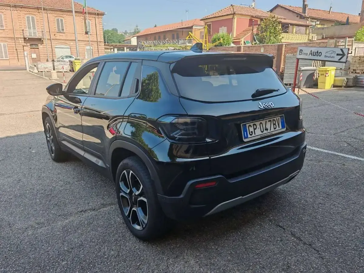 Usata Jeep Avenger Summit 101 CV (74 kW) 2023 Nero SUV