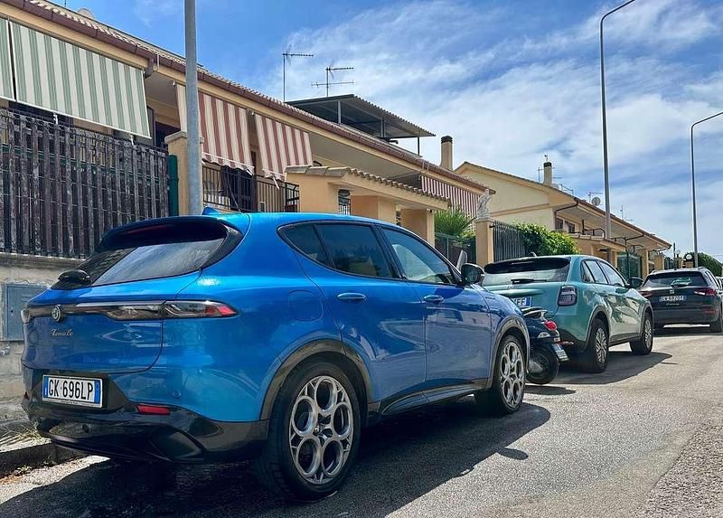 Usata Alfa Romeo Tonale Edizione Speciale 131 CV (96 kW) 2022 Blu/azzurro SUV