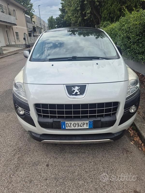 Usata Peugeot 3008 110 CV (80 kW) 2009 Bianco Monovolume