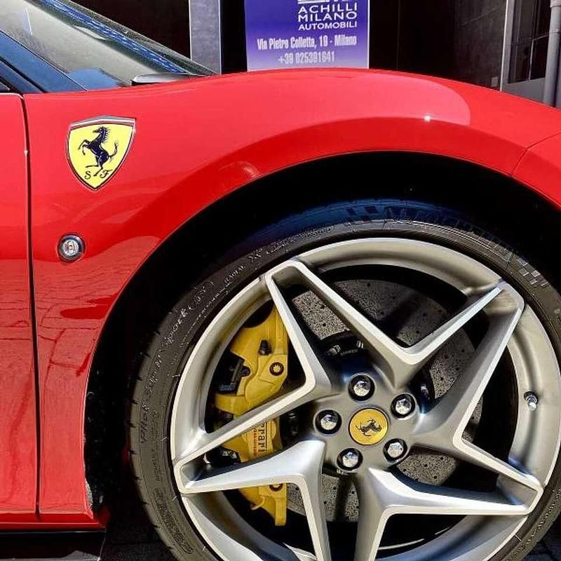 Usata Ferrari F8 721 CV (530 kW) 2021 Corsa Coupé