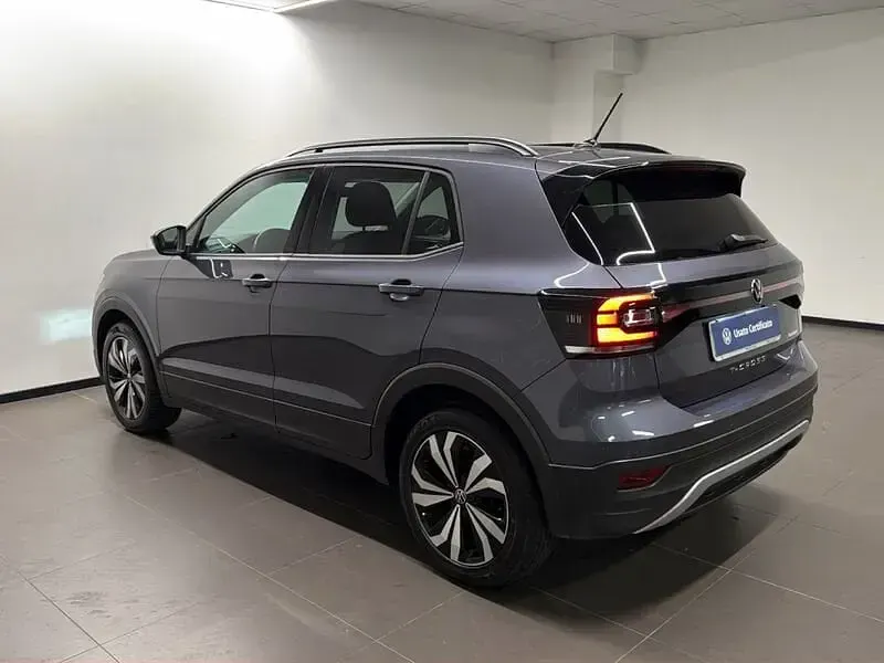 Usata VW T-Cross Style 95 CV (69 kW) 2022 Grigio SUV