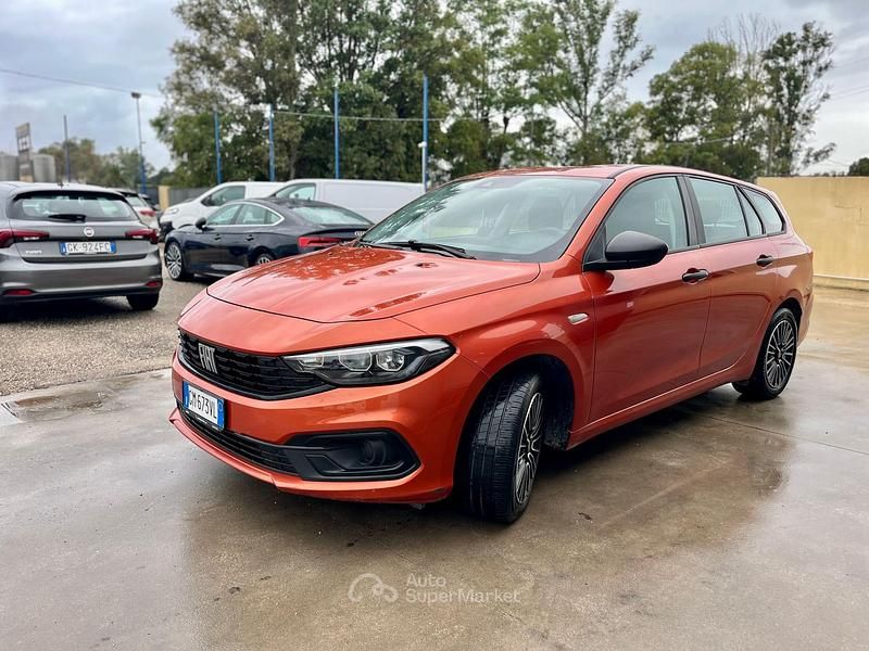 Usata Fiat Tipo 99 CV (72 kW) 2023 Arancione Station wagon