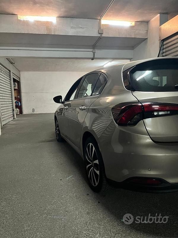 Usata Fiat Tipo Lounge 120 CV (88 kW) 2018 Monovolume
