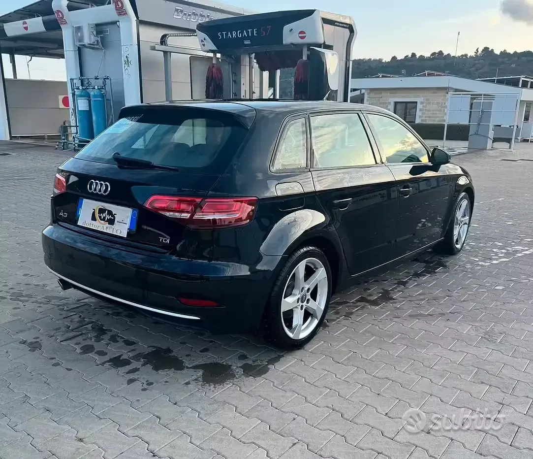 Usata Audi A3 Sport 116 CV (85 kW) 2017 Nero Berlina