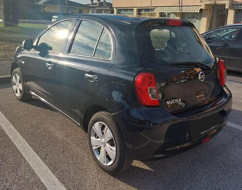 Usata Nissan Micra Comfort 80 CV (58 kW) 2016 Nero Utilitaria
